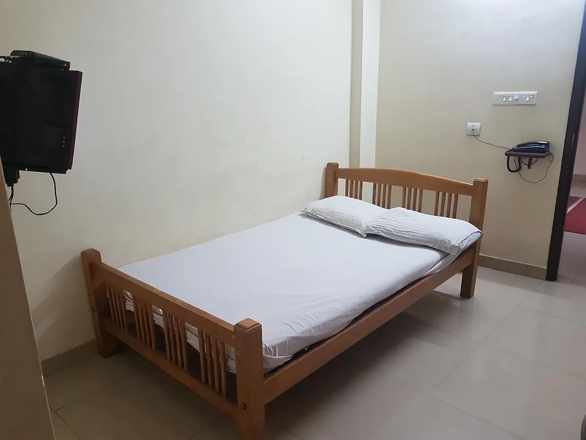 Отель Blue Mont Residency Малаппурам
